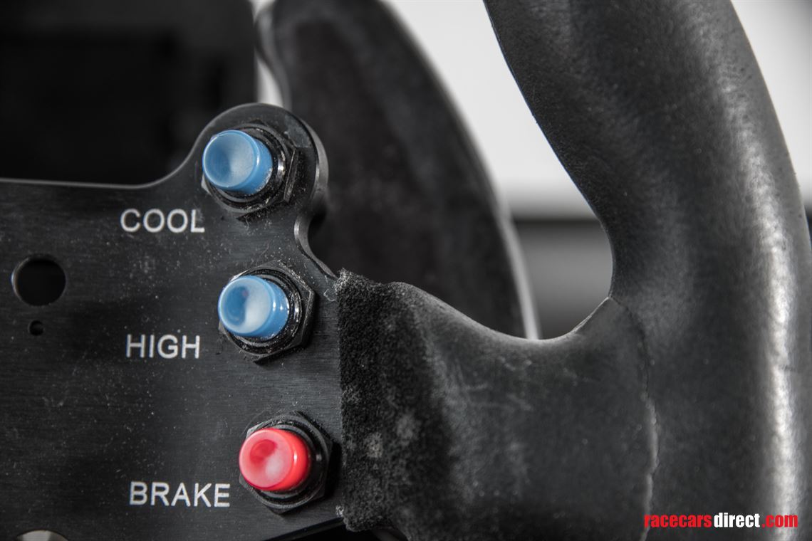 bmw-m4-dtm-rolling-chassis-show-car-simulator