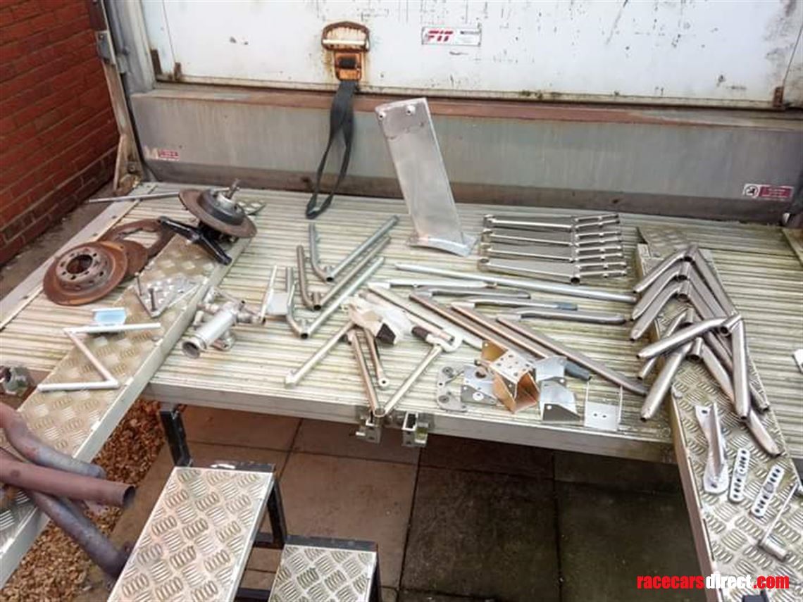 van-diemen-rf8283-ff2000