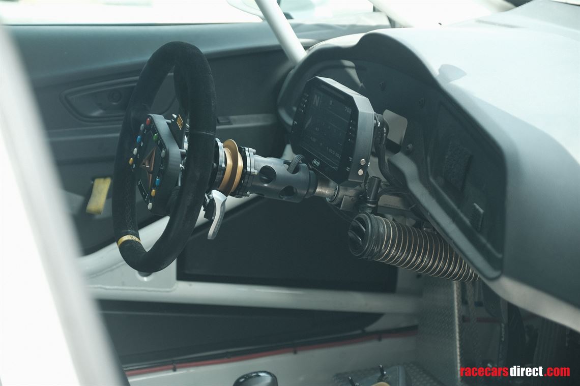 seat-leon-cupra-v3-tcr-dsg-350hp