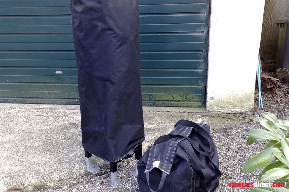 marquee-garage-45mtr-x-3mtr