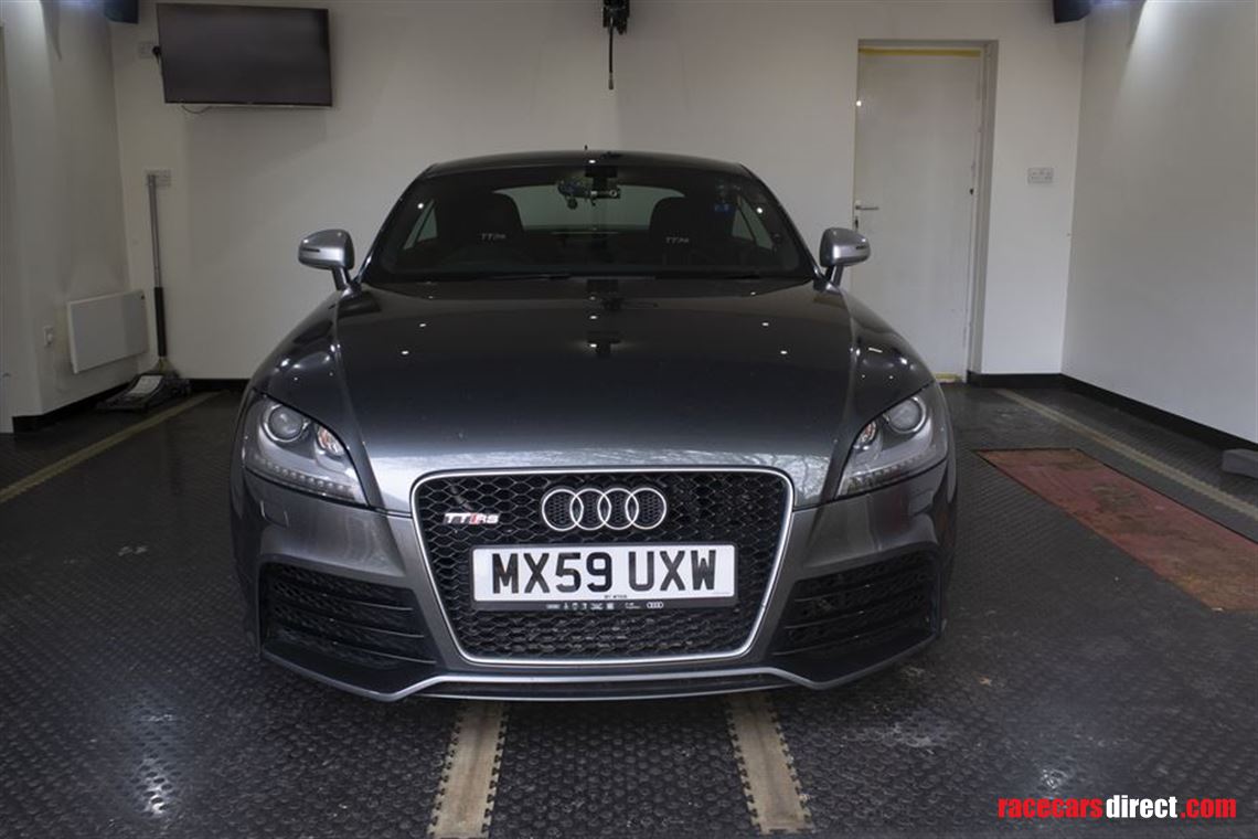 audi-tt-rs-endurance-long-distance-tracktrip