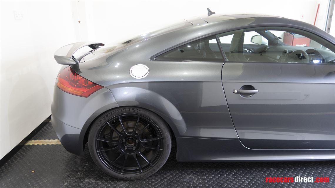 audi-tt-rs-endurance-long-distance-tracktrip