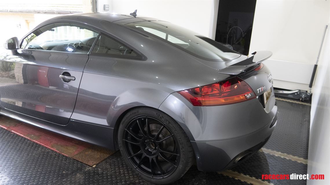 audi-tt-rs-endurance-long-distance-tracktrip