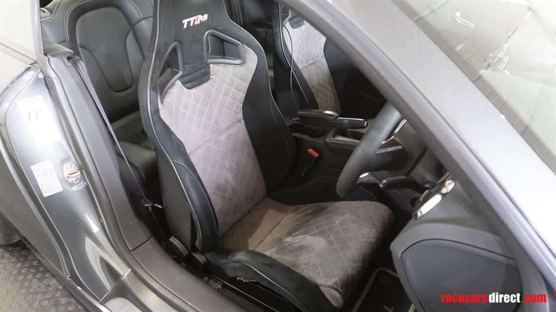 audi-tt-rs-endurance-long-distance-tracktrip