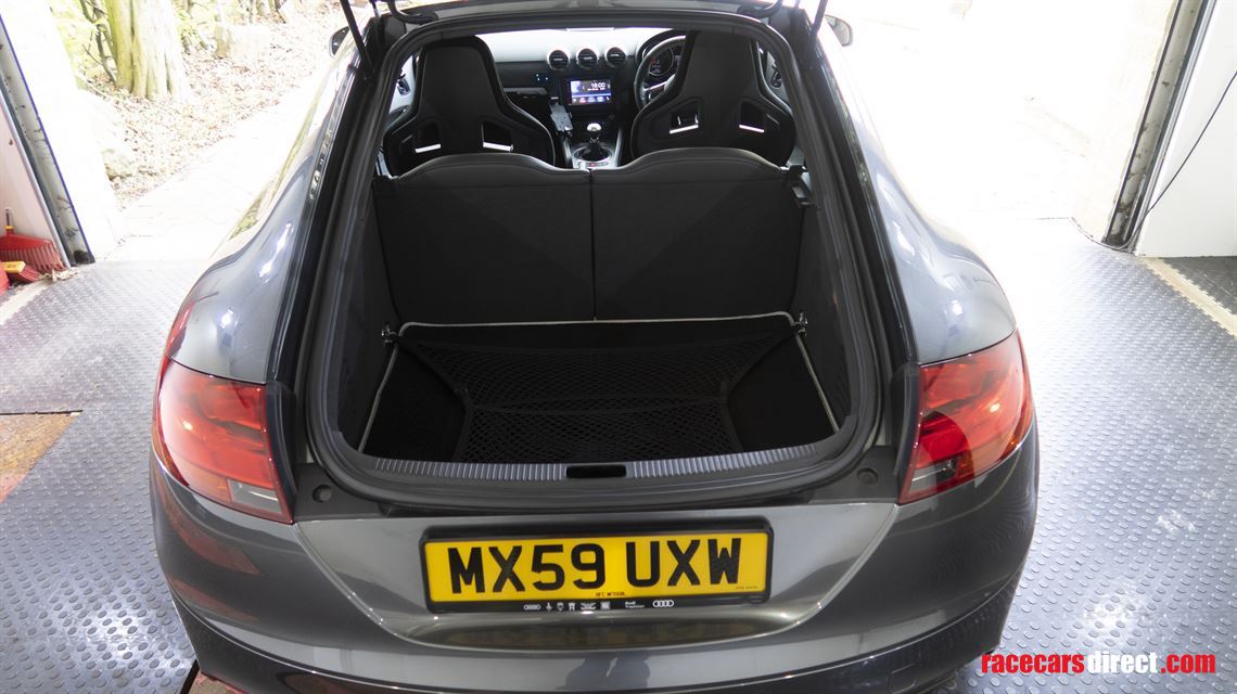 audi-tt-rs-endurance-long-distance-tracktrip