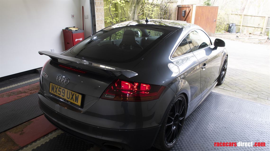 audi-tt-rs-endurance-long-distance-tracktrip