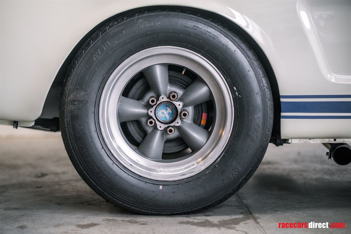 shelby-mustang-gt350