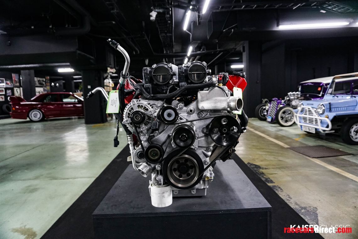 new-dodge-viper-acr-x-factory-race-engine