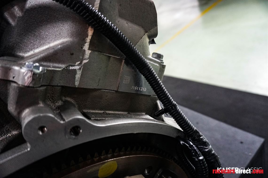 new-dodge-viper-acr-x-factory-race-engine