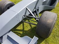 f1-full-size-show-car