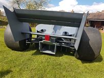 f1-full-size-show-car