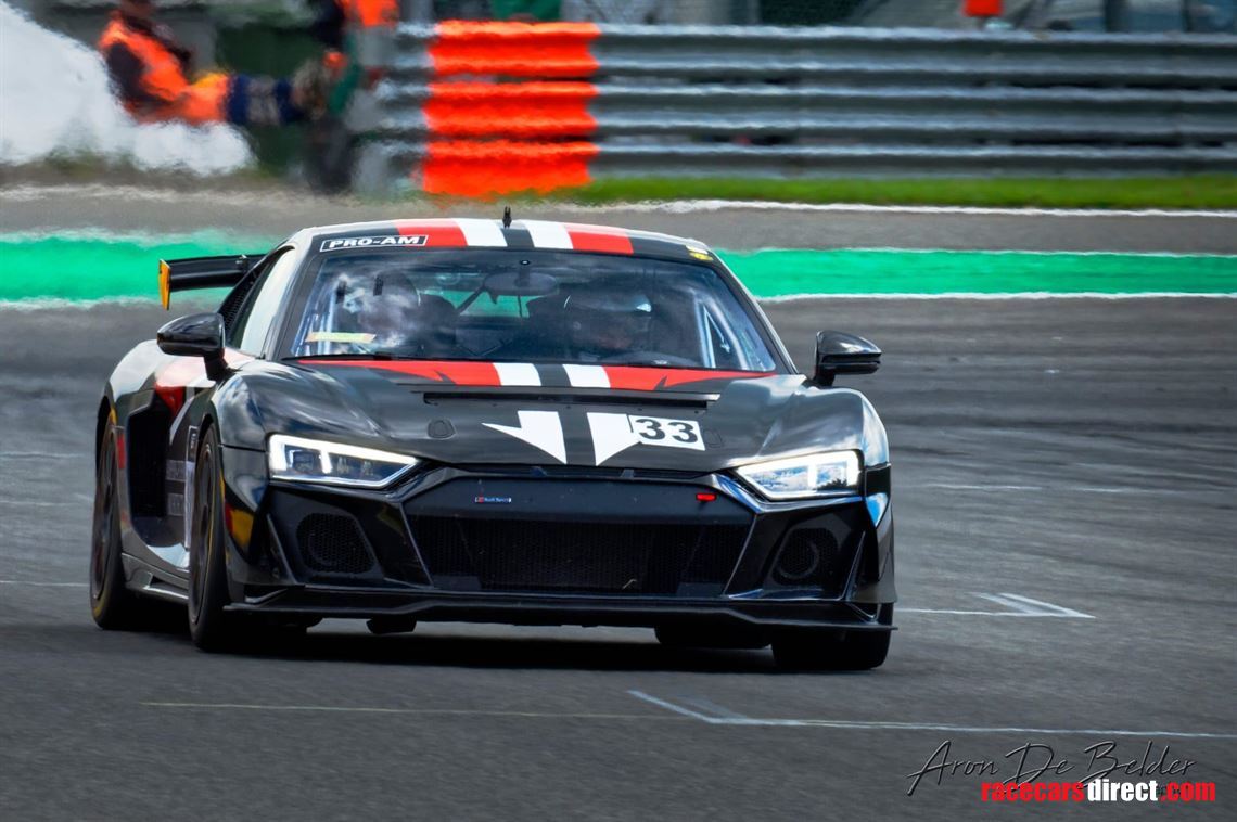 audi-r8-lms-gt4