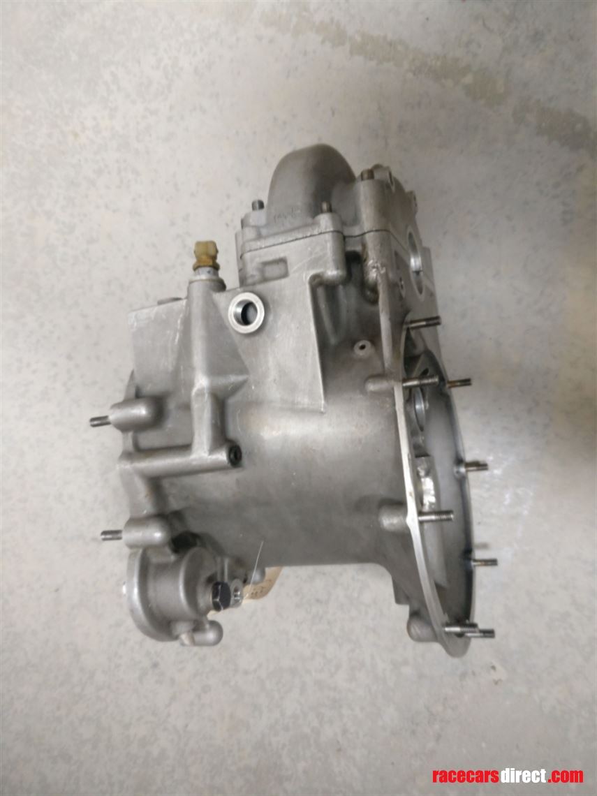 hewland-egt-maincase