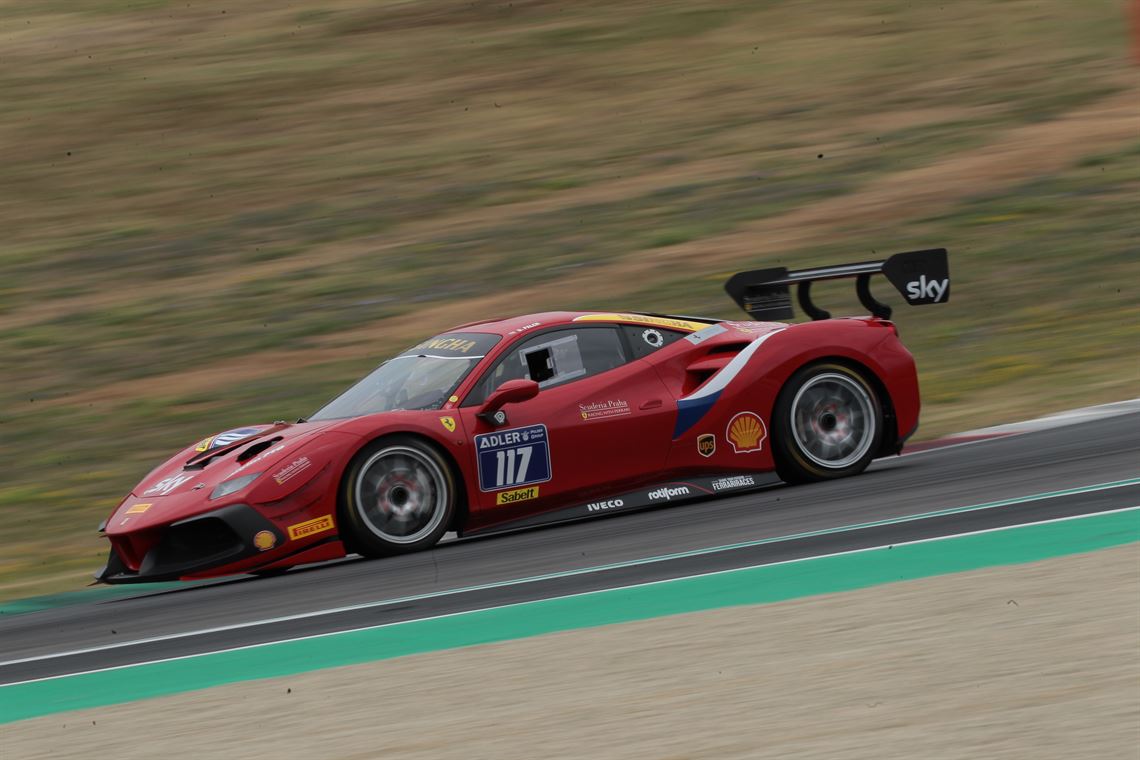 ferrari-488-challenge-evo