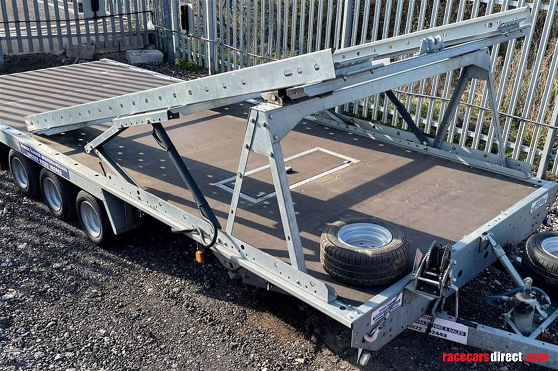 twin-car-transporter