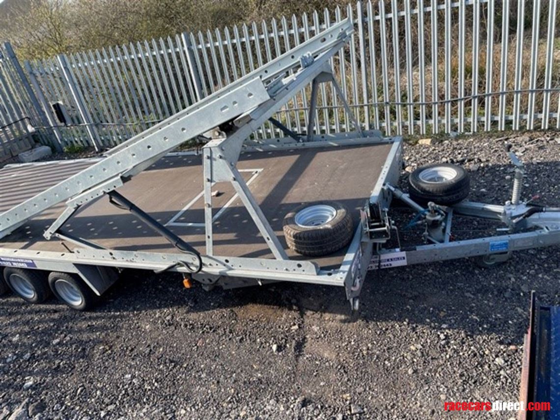 twin-car-transporter