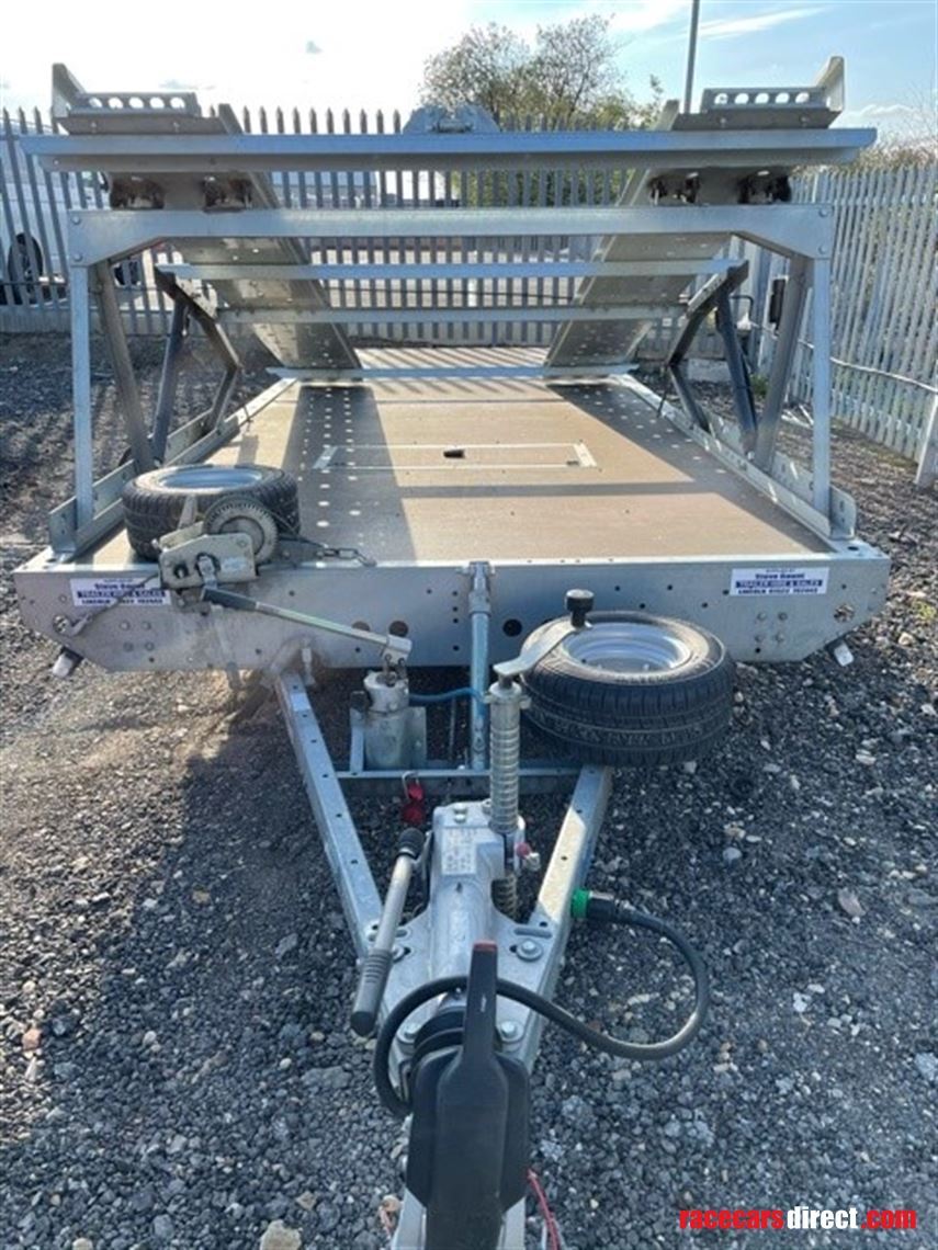 twin-car-transporter