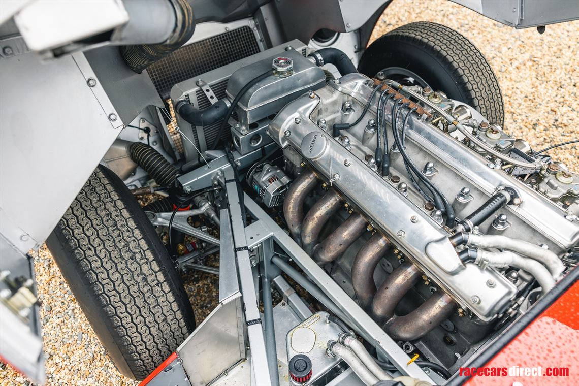 1961-jaguar-e-type-semi-lightweight