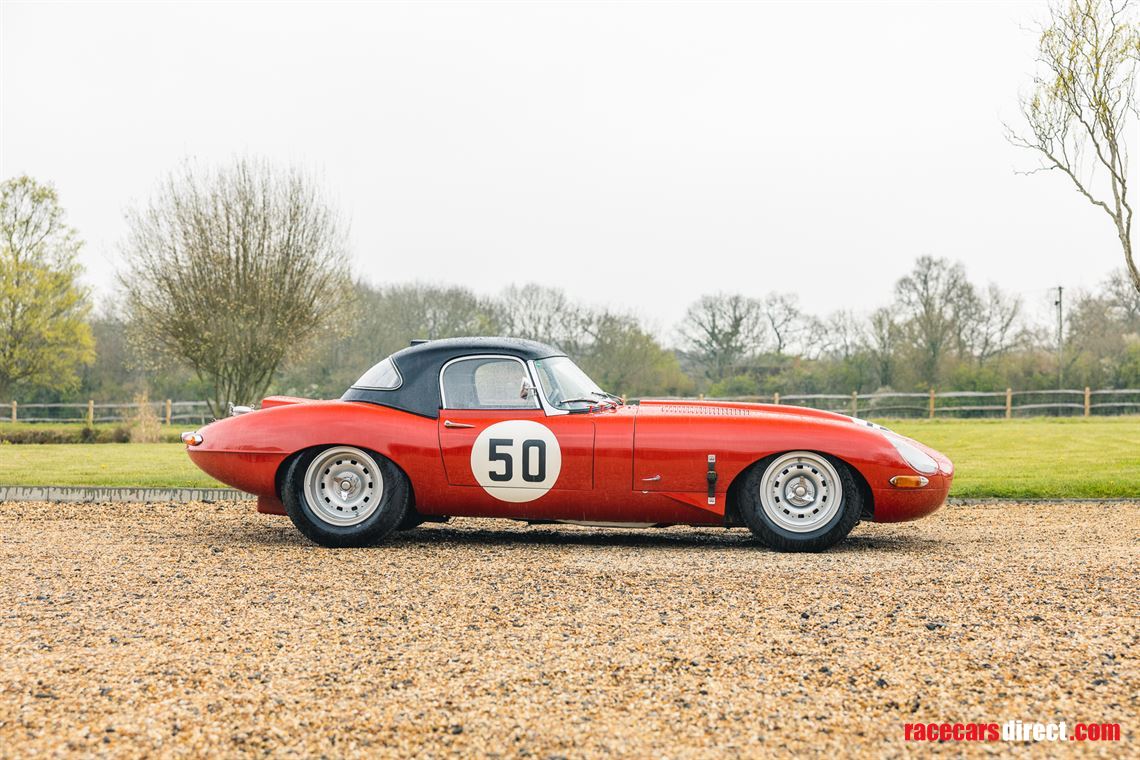 1961-jaguar-e-type-semi-lightweight