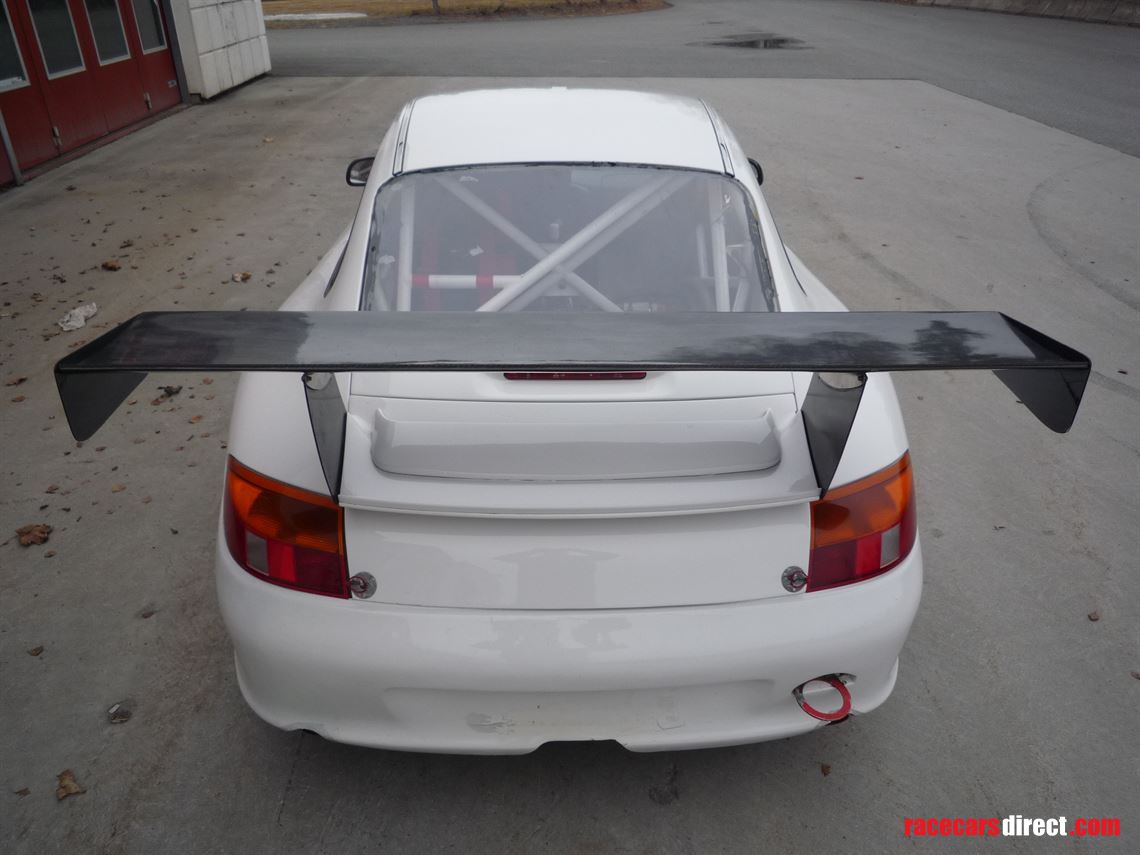 2004-mod-porsche-996-gt3-supercup