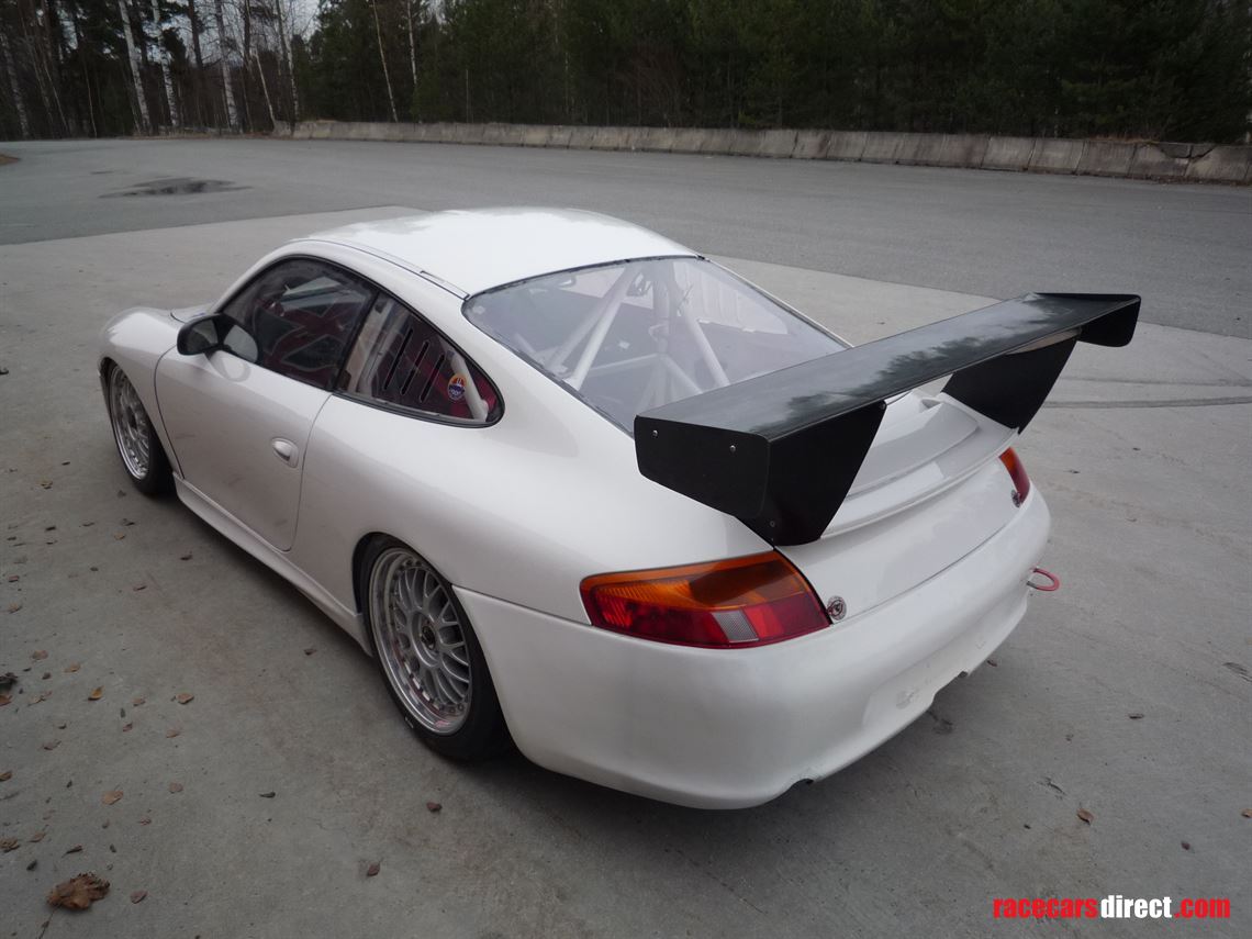 2004-mod-porsche-996-gt3-supercup
