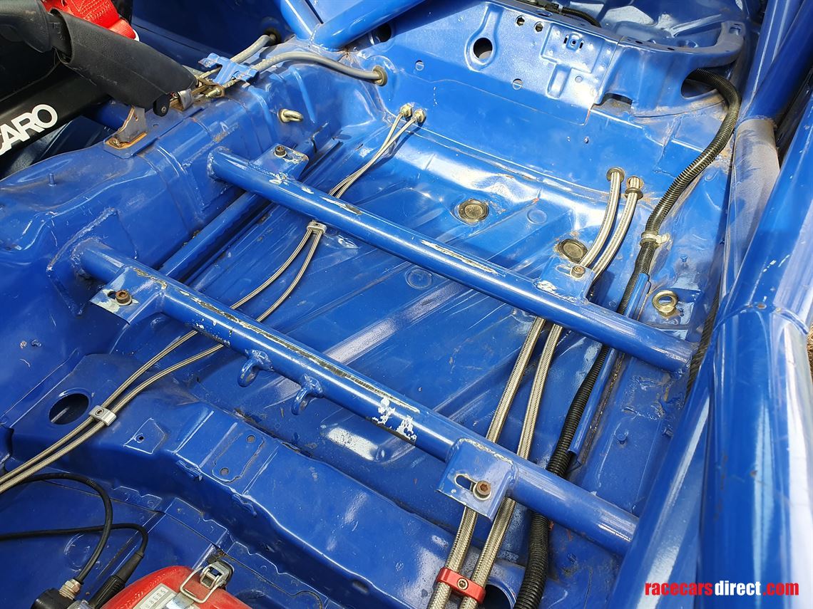 volkswagen-golf-gti-mk3-race-car--race-saloon