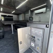 4-car-transporter-with-office-and-bathroom