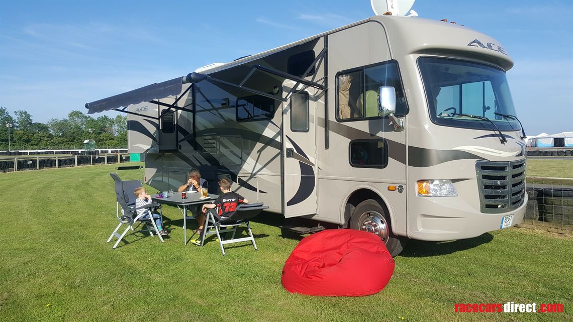 thor-ace-301---dec-13---twin-slide-out-rv---s