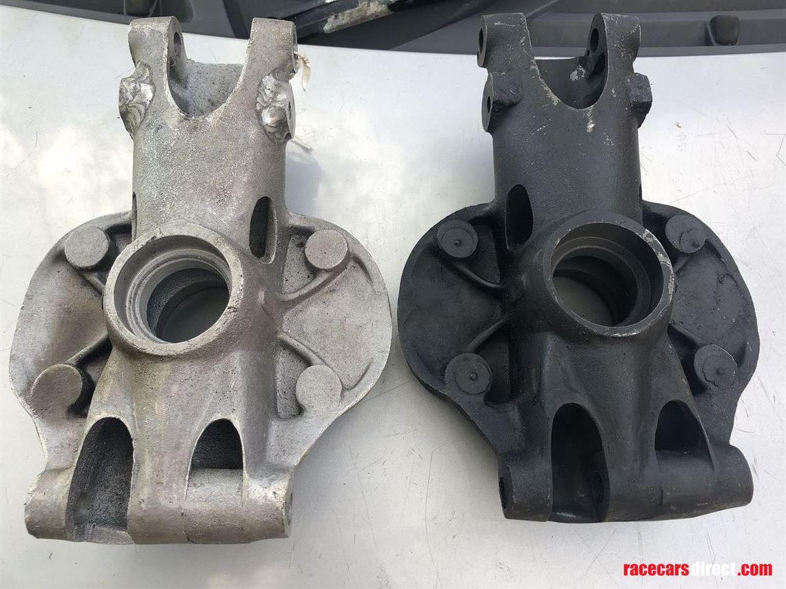 cooper-rear-uprights---t41-t56