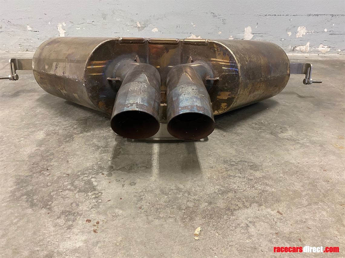lamborghini-huracan-super-trofeo-exhaust