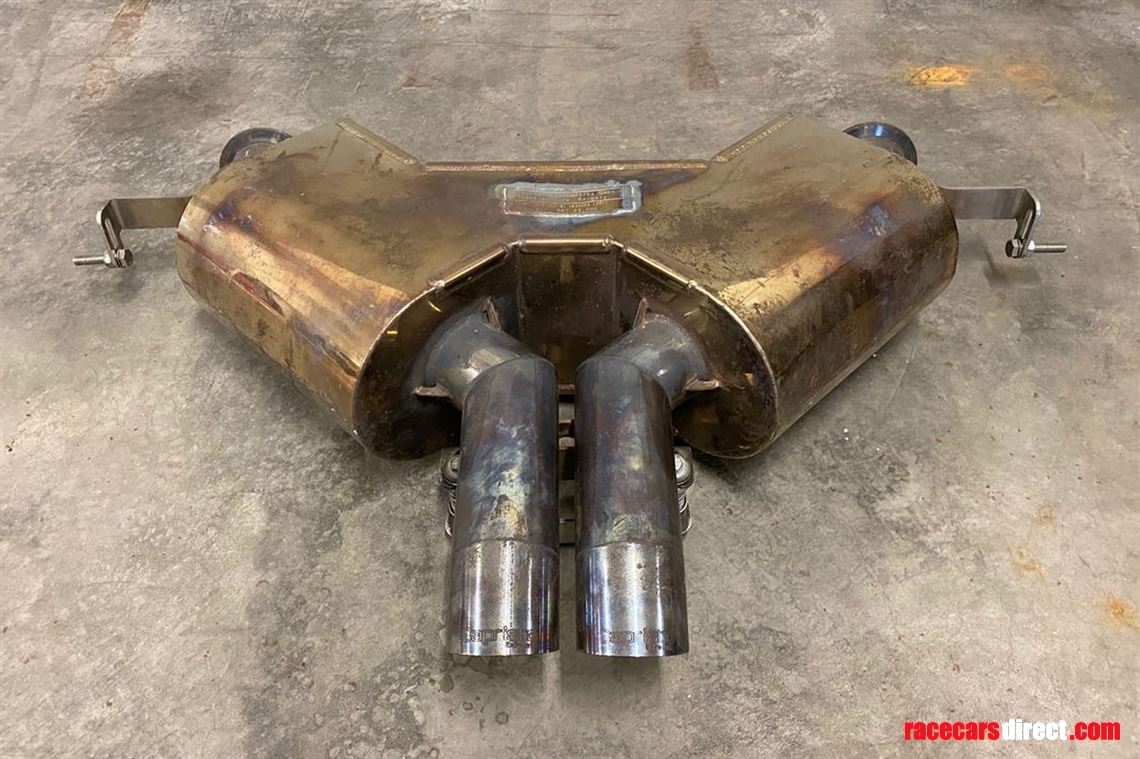 lamborghini-huracan-super-trofeo-exhaust