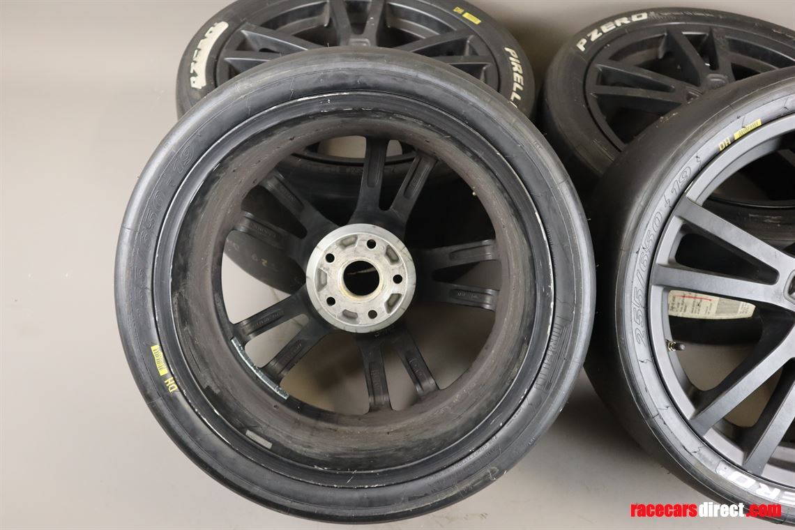audi-r8-race-wheels