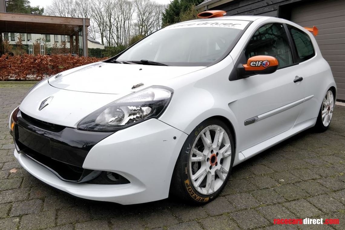 renault-clio-3-cup-2012