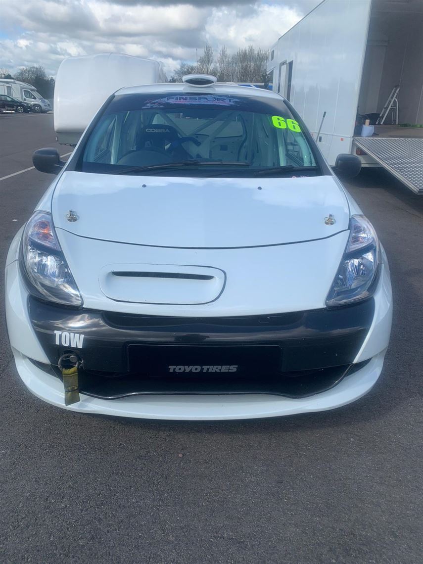 clio-cup-x85-rhd-sadev-on-paddles-race-car