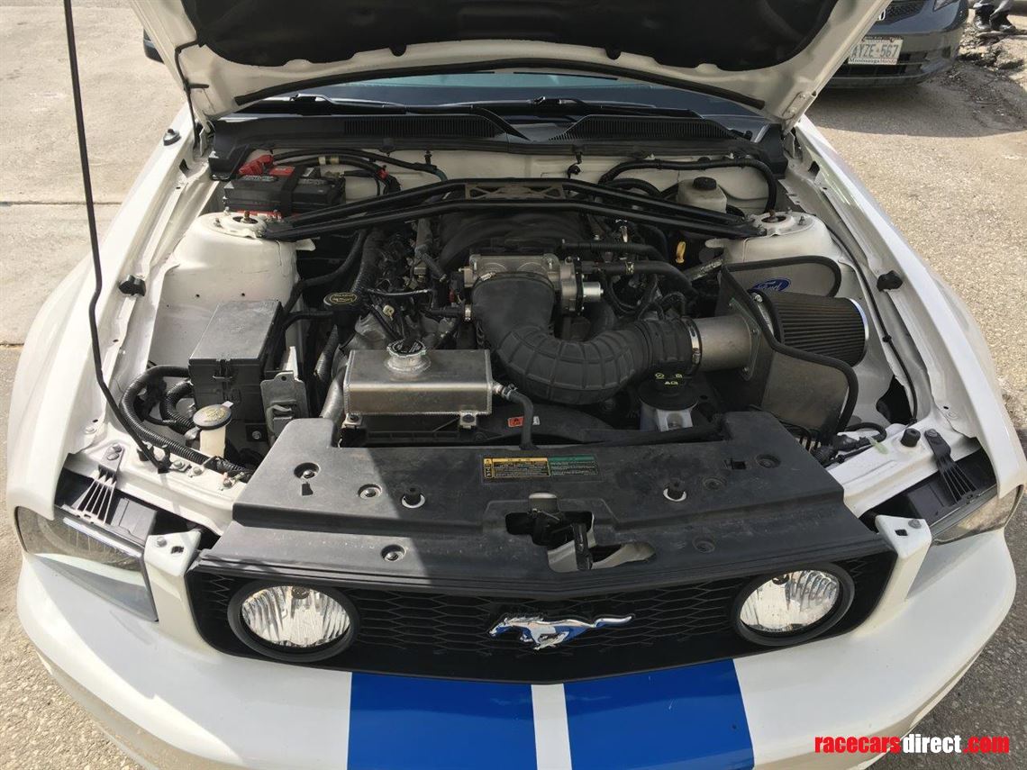 ford-racing-school-mustang