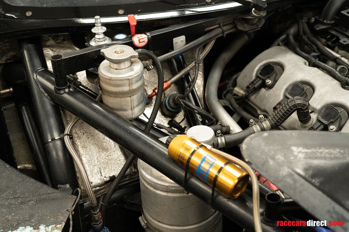 ginetta-g50-gt4-race-car