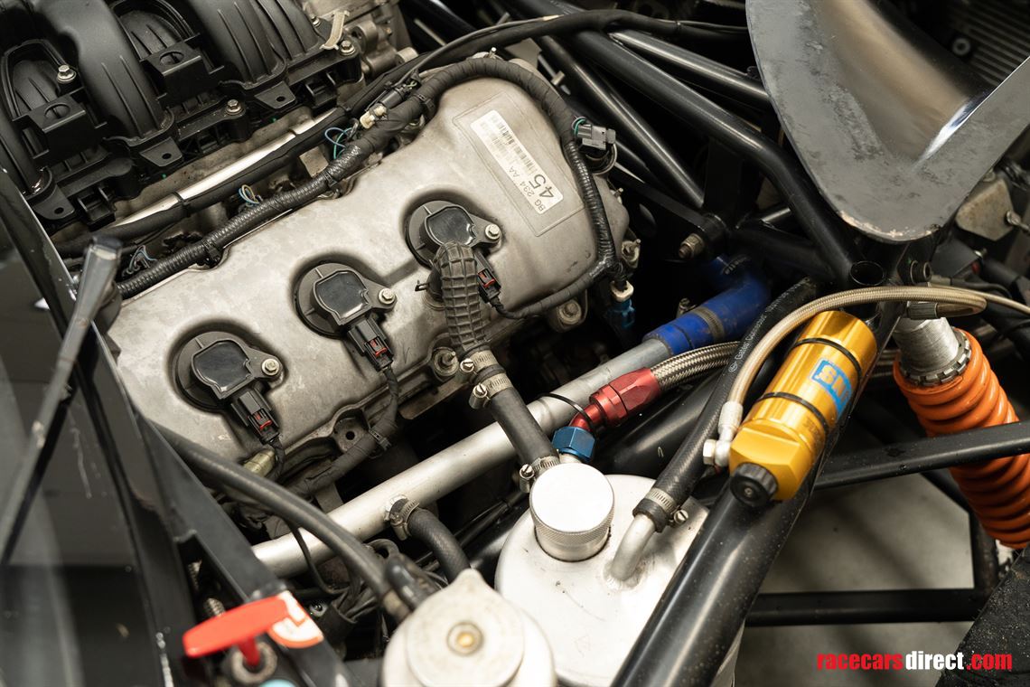 ginetta-g50-gt4-race-car