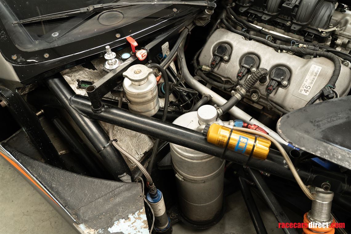 ginetta-g50-gt4-race-car