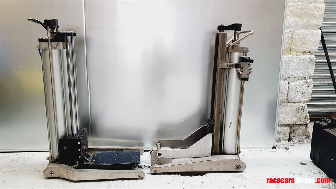 camozzi-lifters-single-seater-gt