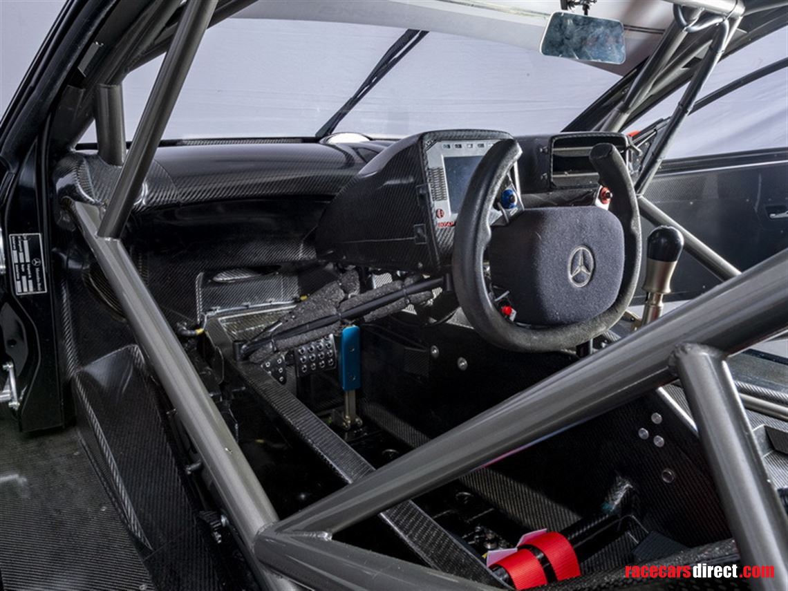 mercedes-factory-team-clk-dtm