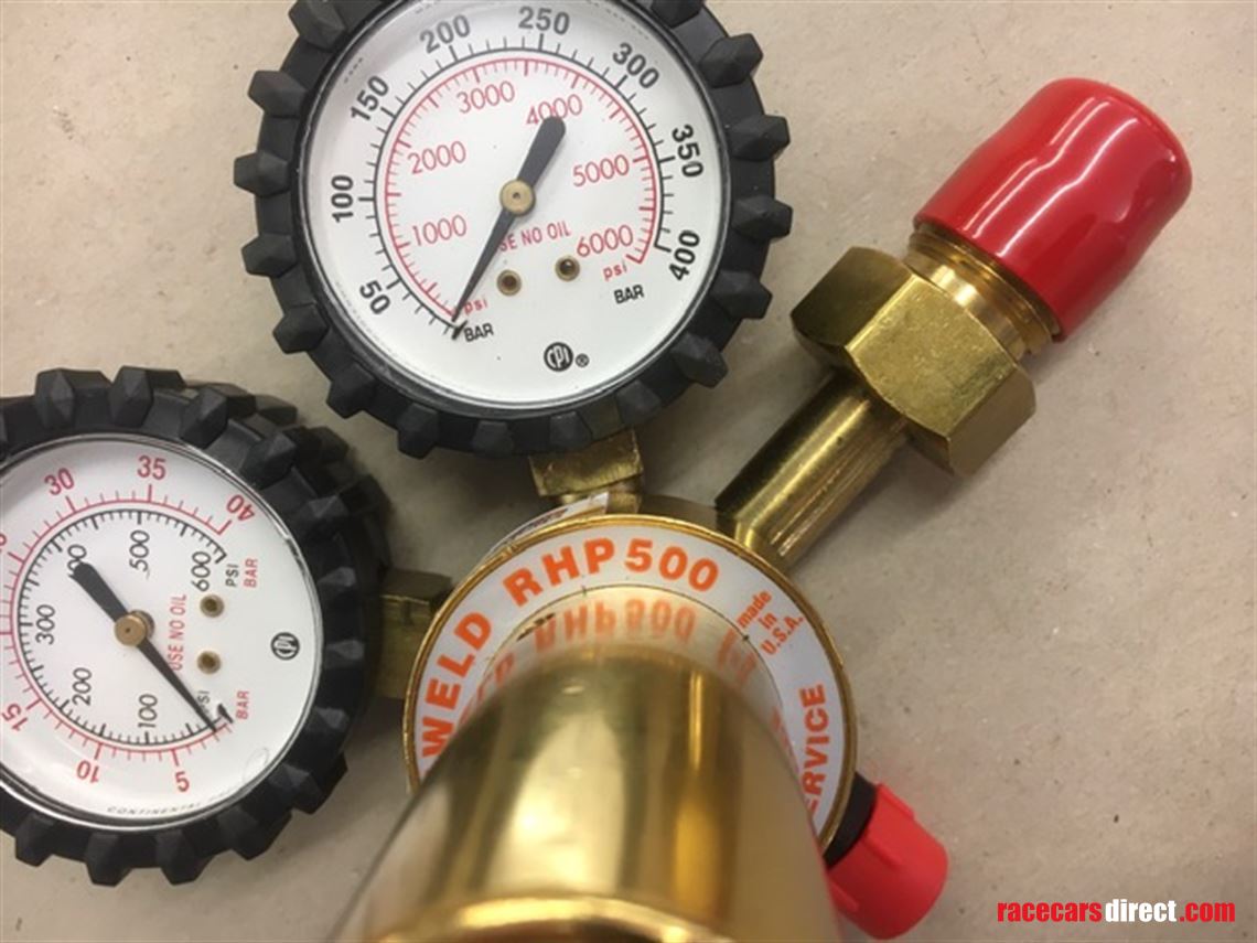 uniweld-usa-made-40-bar-regulator