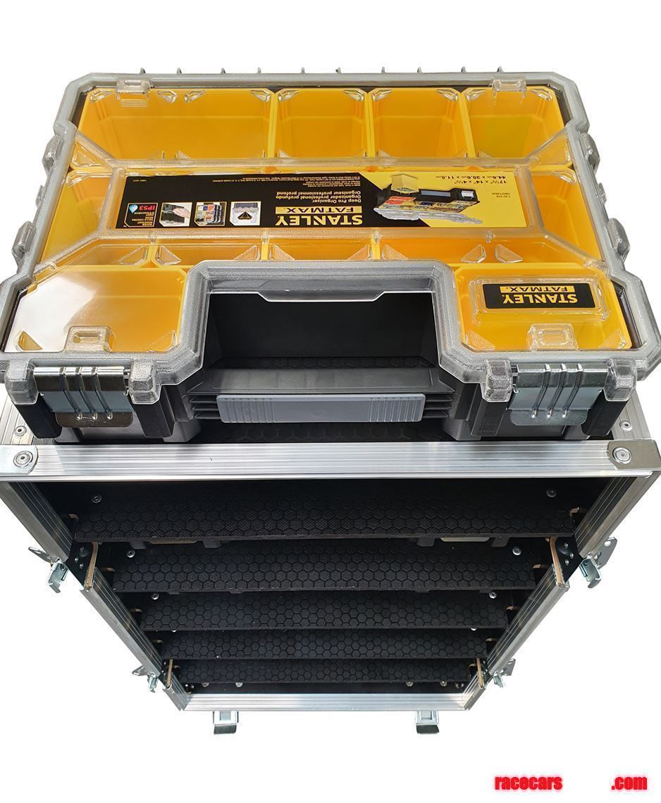 stanley-fatmax-pro-flight-case-with-6-boxes-v