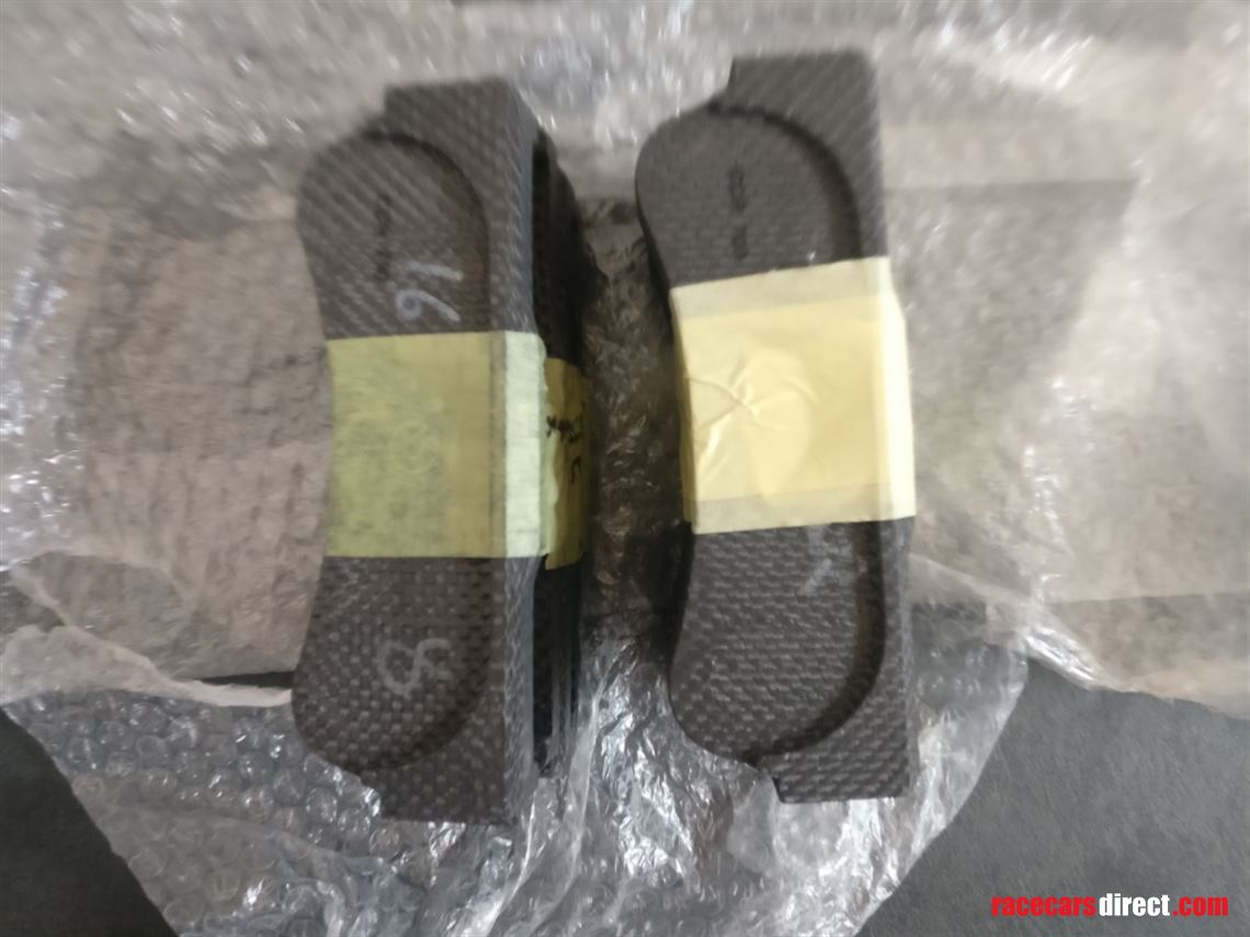 brembo-lmp2-carbon-brake-pads