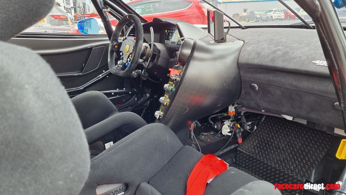 ferrari-488-challenge---sold