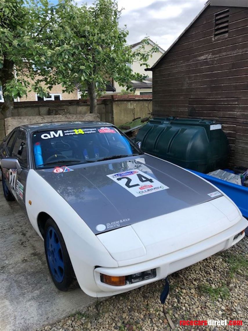 porsche924s-racetrackday-car