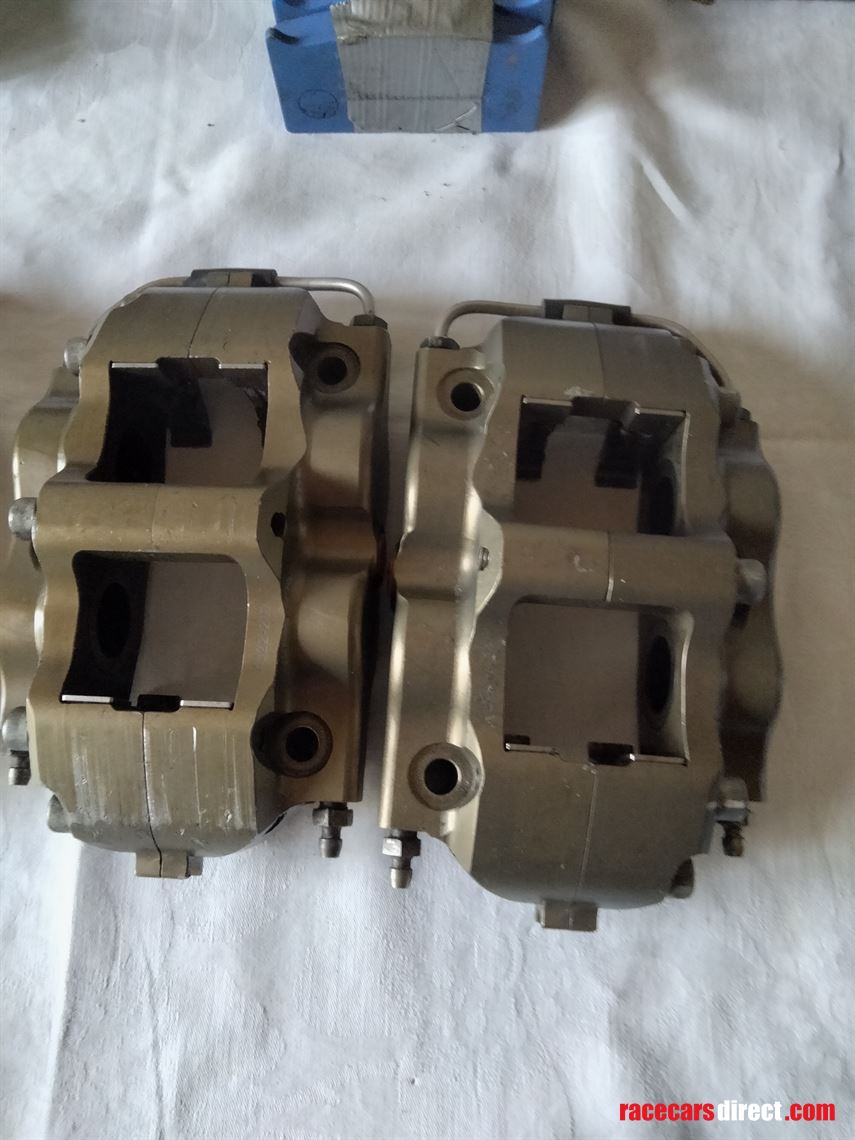 2-pairs-brembo-f3-radial-post-mount-brake-cal