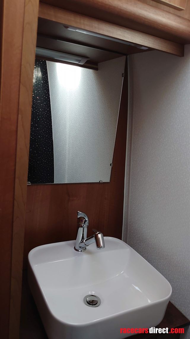 mercedes-camper-van-new-conversion-3-berth-to