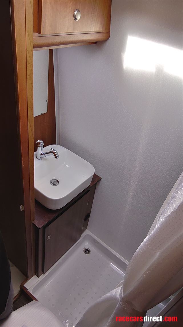 mercedes-camper-van-new-conversion-3-berth-to