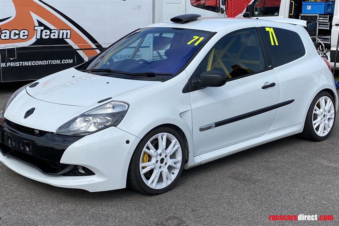 renault-clio-rs-200-cup-race-car-can-be-road