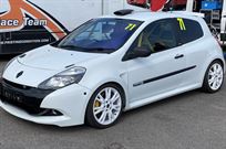 renault-clio-rs-200-cup-race-car-can-be-road